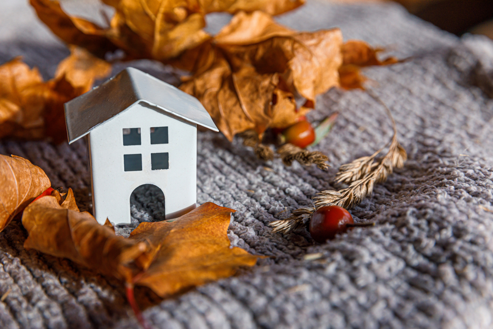 Why Fall Is the Perfect Time for Weatherization Assistance blog header image